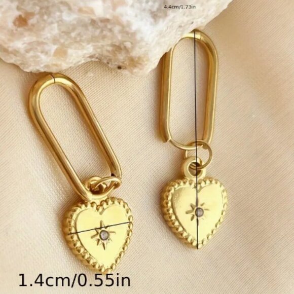 Gold plated hoops with heart charm - New - Picture 3 of 3